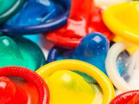articles/2014/11/10/scroguard-galactic-cap-and-more-will-anyone-wear-normal-condoms-in-the-future/141110-allen-condoms-tease2_nuztta