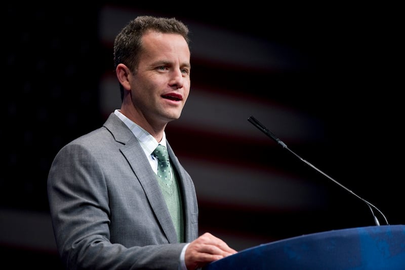 articles/2014/05/28/kirk-cameron-changes-his-tune-on-same-sex-marriage/140528-michaelson-kirk-cameron-marriage_rcs3jj