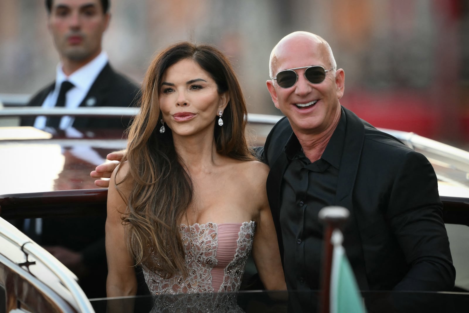 Jeff Bezos and Lauren Sanchez