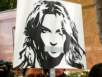 210624-roundtree-britney-tease_yvixum