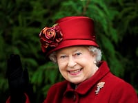 2022-09-08T173603Z_1269394823_RC2C4D7MLCP6_RTRMADP_3_BRITAIN-ROYALS-QUEEN_iljoyd