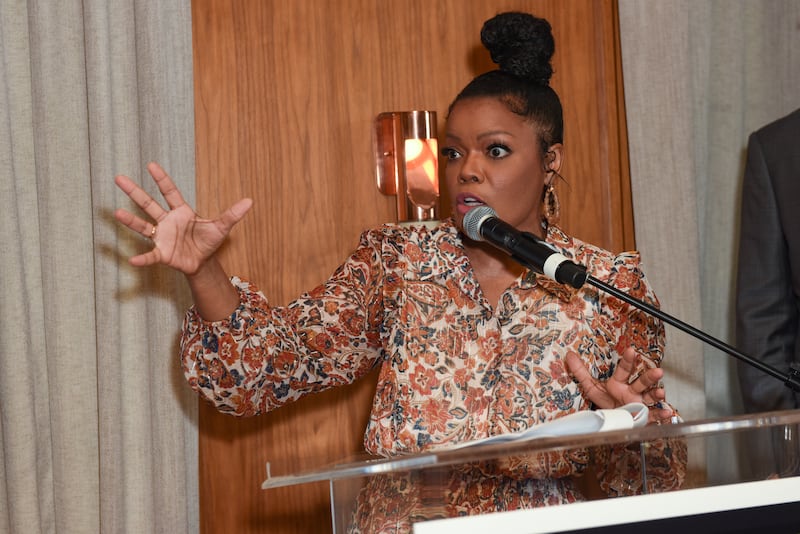 Yvette Nicole Brown.