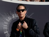 articles/2016/08/31/g-eazy-celebrates-britney-spears-vma-show-by-snorting-cocaine-off-woman-s-breasts/160831-sykes-rapper-g-eazy_naceri