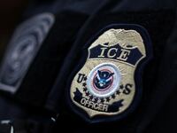 2020-03-02T013034Z_150768384_RC2DBF9YG1KT_RTRMADP_3_USA-IMMIGRATION_gkhuni