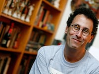 articles/2015/06/21/a-master-class-with-angels-in-america-playwright-tony-kushner/150619-porch-kushner-tease_xlbxav