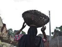 articles/2013/03/15/women-in-the-world-chat-about-social-entrepreneurship-with-sughar-women/130314-woman-world-chat-tease_d0ao02