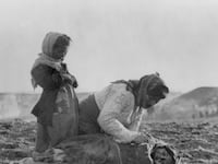 articles/2016/01/24/how-the-armenian-genocide-shaped-the-holocaust/160115-Ihrig-genocide-tease_qog0im