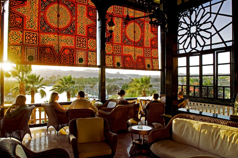 articles/2013/12/15/winston-churchill-s-egyptian-getaway-the-old-cataract-hotel/131213-churchill-egypt-tease_r1yxoz