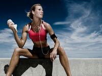 articles/2014/09/13/4-science-backed-ways-to-motivate-yourself-to-work-out/140912-dailyburn-tease_irqpu1