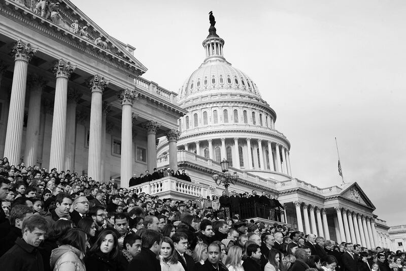 galleries/2012/09/30/stunning-photos-of-white-house-news-photographers-association-2012-photographer-of-the-year-charles-dharapak/gal-charles-dharapak-11_rafgoq