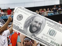 articles/2014/07/02/team-usa-goalie-tim-howard-goes-viral-all-the-best-memes/140702-leon-howard-tease_wqjuvd