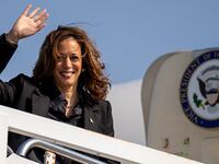 Kamala Harris boards her plane at John Murtha Johnstown-Cambria Airport on September 13, 2024 in Johnstown, Pennsylvania.