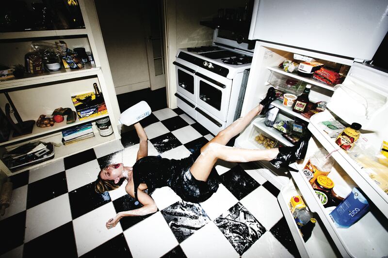 galleries/2013/11/06/celebrity-photographer-tyler-shields-exposes-the-dirty-side-of-glamour-photos/tyler-shields-barton1_cdlr6o