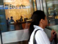 articles/2012/09/20/why-ernst-young-s-10-000-new-hires-won-t-save-the-economy/ernst-young-hiring-zeitlin_qrh7ru