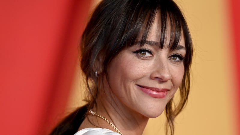 Rashida Jones attends the 2024 Vanity Fair Oscar Party hosted by Radhika Jones at Wallis Annenberg Center for the Performing Arts on March 10, 2024, in Beverly Hills, California.