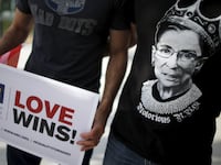 2015-06-27T120000Z_1880225885_GF10000140763_RTRMADP_3_USA-COURT-GAYMARRIAGE_jjl5ap