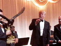 articles/2017/01/04/joey-no-socks-who-stole-sculptures-now-gives-them-to-the-donald-as-tribute/170103-daly-no-socks-tease_ewvagd