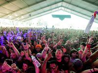articles/2014/06/12/living-by-the-bonnaroo-code/140611-hill-bonnaroo-tease_o1bqng