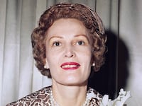 articles/2011/11/07/ann-beattie-talks-about-her-fictional-bio-mrs-nixon/pat-nixon-beattie-cheat_jmkvmu