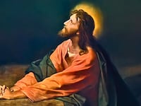201112-moss-christ-attractive-tease_vgmmfm