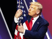 2000930-carlson-trump-tease_pfkyfm