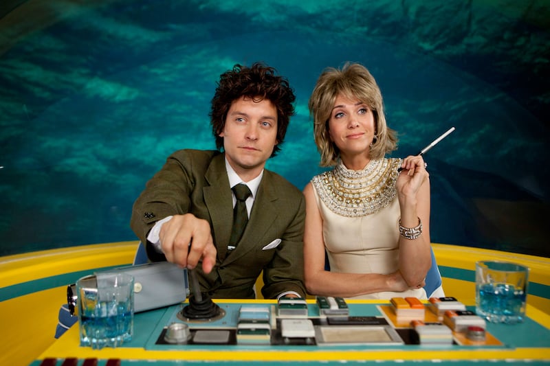 articles/2014/01/09/the-spoils-of-babylon-ifc-s-cheeky-miniseries-starring-will-ferrell-kristen-wiig-and-more/140108-stern-babylon-tease_jr4j6f