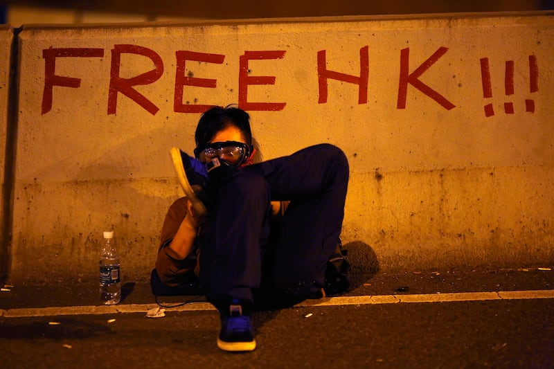 articles/2014/09/30/occupy-hong-kong-gathers-huge-crowds-but-where-are-they-going/140929-hong-kong-protest8_uoyczq