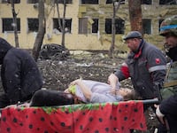 20_Days_In_Mariupol_Still1_rpn4zt