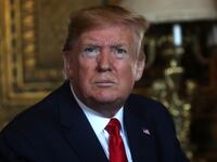 2019-12-24T190826Z_67929462_RC2V1E94F7U3_RTRMADP_3_USA-TRUMP_ejtmpk