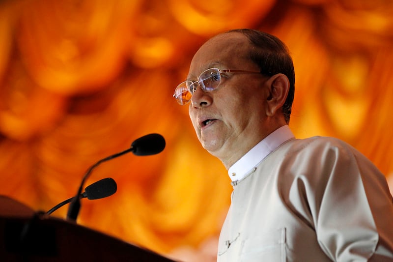 articles/2015/11/06/the-poet-s-penis-and-burma-s-president/151105-carroll-poet-president-embed_kfrhf9