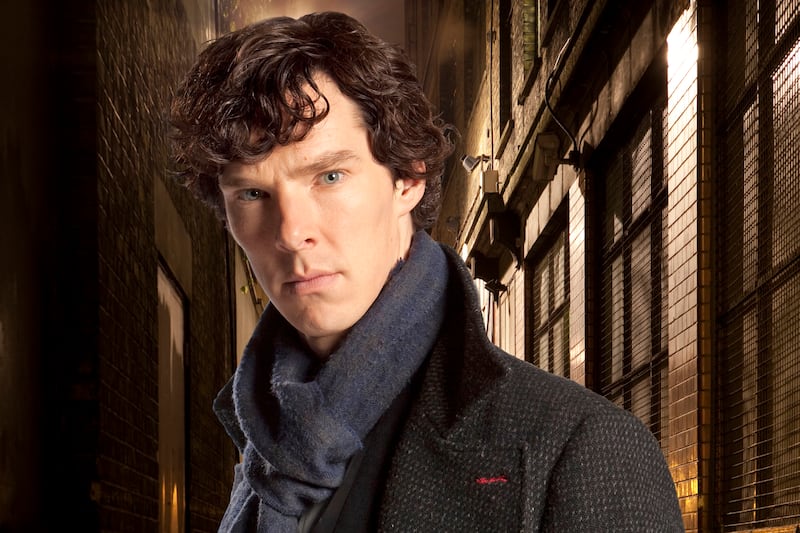 articles/2014/01/02/how-did-sherlock-survive-his-suicidal-leap/comic-con-2013-sherlock_na3soy