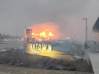 2022-01-03T074354Z_1487719860_RC24PR954H7G_RTRMADP_3_USA-WILDFIRES-COLORADO-CLIMATE-CHANGE_wvawbh