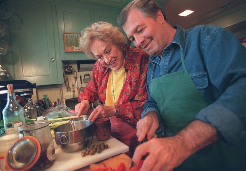 200807-food-drink-jacques-pepin-embed-1_ugnnwz