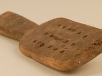 woodenpaddle_juak1j