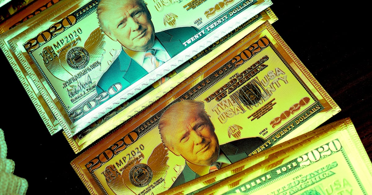 Cash Pot Hand Donald Trump Warns Fans to Send Him Cash or Democrats Will Steal It