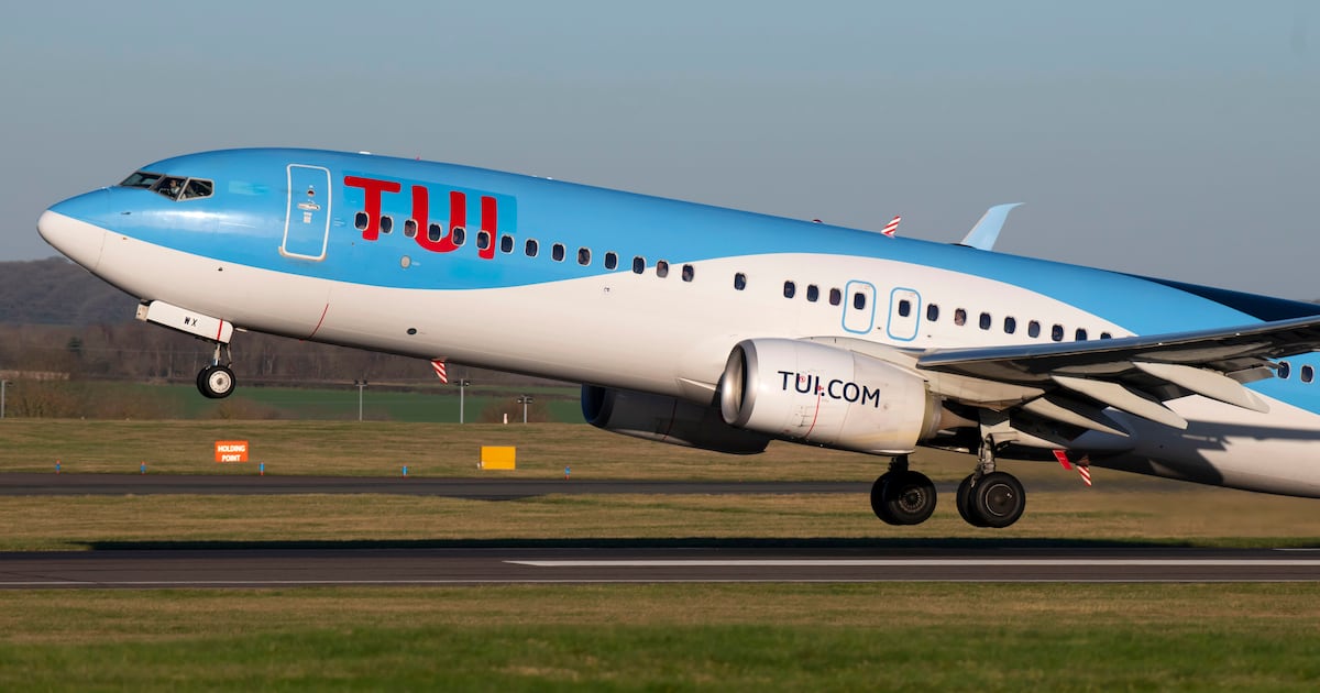 Passengers Stranded for 17 Hours After Couple’s Mid-Flight Bathroom ...