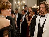 articles/2010/12/09/stars-who-cant-do-accents/rushfield-movie-accents_wbje0x