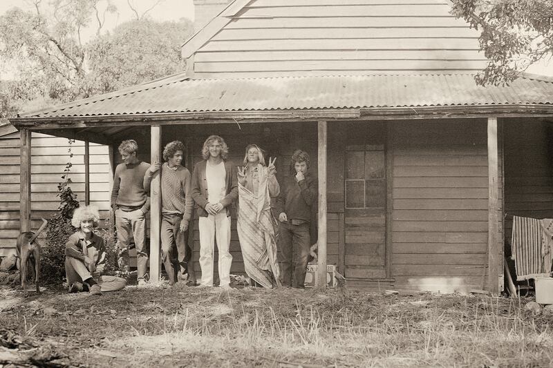 galleries/2013/04/05/a-look-at-a-golden-age-surfing-s-revolutionary-1960s-and-70s-photos/005-gal-surfing-golden-age_diwbyz