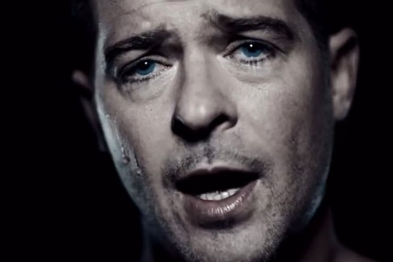 articles/2014/06/26/robin-thicke-s-paula-is-what-you-shouldn-t-do-when-you-get-dumped/140625-robin-thicke-tease_xn2w0i
