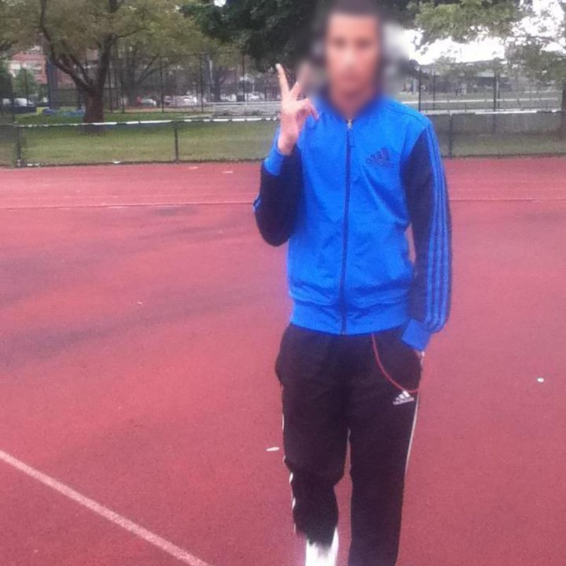 articles/2013/04/18/how-the-internet-accused-a-high-school-student-of-terrorism/130417-boston-mistake-04_mlilp9