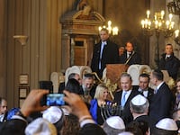 articles/2013/12/13/in-italy-a-traditional-jewish-lifestyle-is-disappearing/OZ_Rome_Jews_fkyp6p