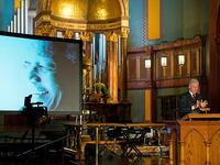 articles/2014/02/18/bill-clinton-nelson-mandela-was-the-only-free-man-i-ever-knew/140218-mandela-tribute-strochlic-tease_glirs2