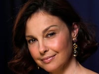 articles/2012/04/09/ashley-judd-slaps-media-in-the-face-for-speculation-over-her-puffy-appearance/ashley-judd-plastic-surgery-tease_lm0zcc