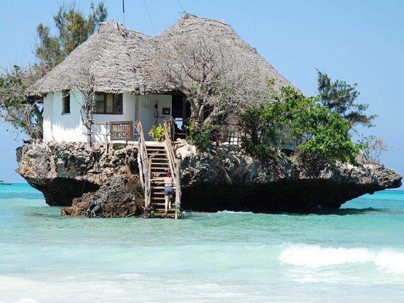 galleries/2014/04/23/restaurants-in-cool-unexpected-places-photos/3-unexpected-restaurants-zanzibar_nxxe1g