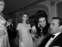 articles/2013/01/23/mad-men-creator-matthew-weiner-shares-10-facts-about-season-6/130122-AMC-Mad-Men_f3cv7y