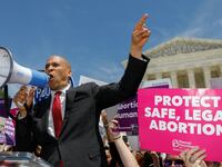 abortion_cory_booker_plan_gkkngu