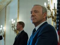 articles/2017/05/08/house-of-cards-season-5-gets-very-trumpian-travel-bans-fake-news-and-more/170507-fallon-house-of-cards-tease_ugq1uf