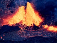 180529-Basu-How_the_volcanoes_are_impacting_tourism_in_Hawaii-hero_kmkwaq