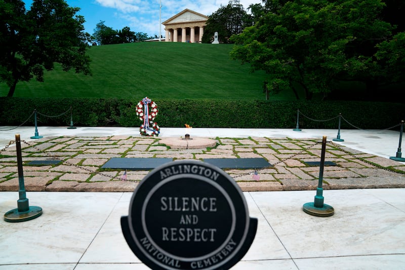 A view of the Eternal Flame at the grave of assassinated former US President John F. Kennedy near the 100th anniversary of his birth at Arlington National Cemetery May 26, 2017 in Arlington, Virginia. / AFP PHOTO / Brendan Smialowski (Photo credit should read BRENDAN SMIALOWSKI/AFP via Getty Images)