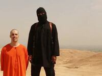 articles/2014/08/19/medieval-cruelty-in-modern-times-isis-beheads-american-journalist/140819-dickey-foley-tease_bkgnsp